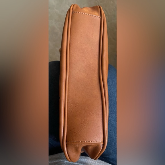 🔴 Francesca’s vegan handbag. - Picture 7 of 8